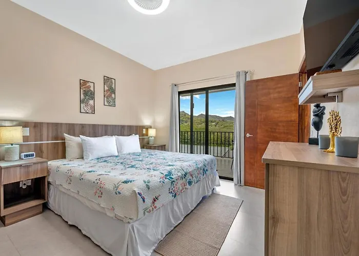 Luxe Hillside Retreat With Epic Views Hébergement de vacances Potrero (Guanacaste)