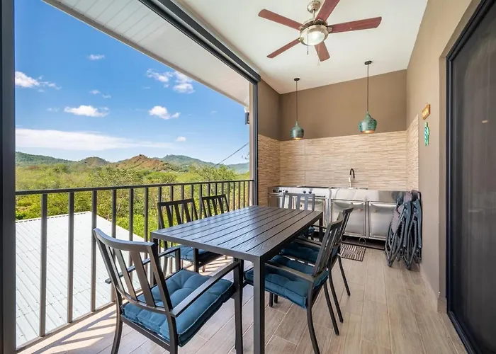 Hébergement de vacances Luxe Hillside Retreat With Epic Views Potrero (Guanacaste)